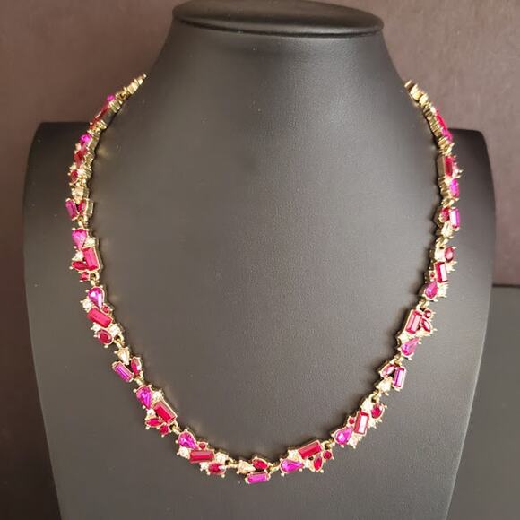 White House Black‎ Market Necklace Gold Tone Red Pink and Clear Crystal Clusters - Picture 1 of 10
